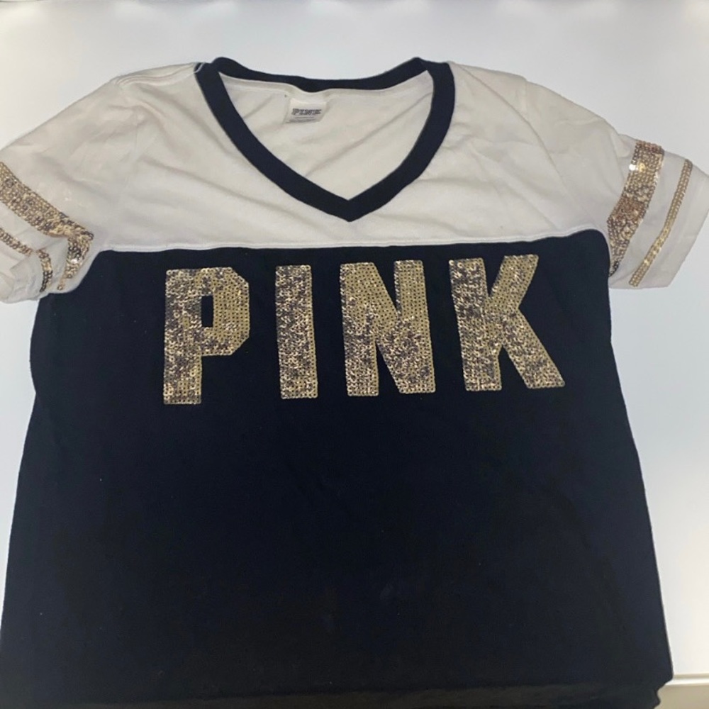 Victoria Secret Pink T shirt